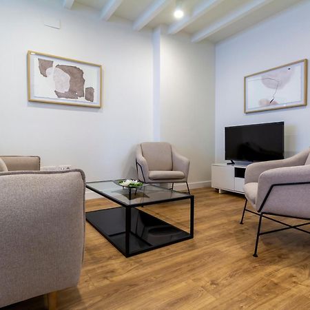 Alohamundi Puerta Osario II Apartment Sevilla Exterior foto