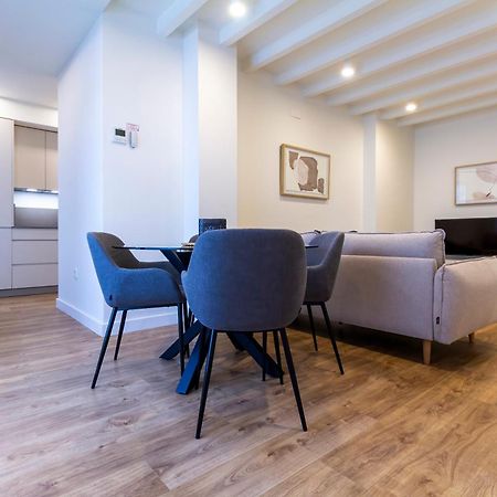 Alohamundi Puerta Osario II Apartment Sevilla Exterior foto